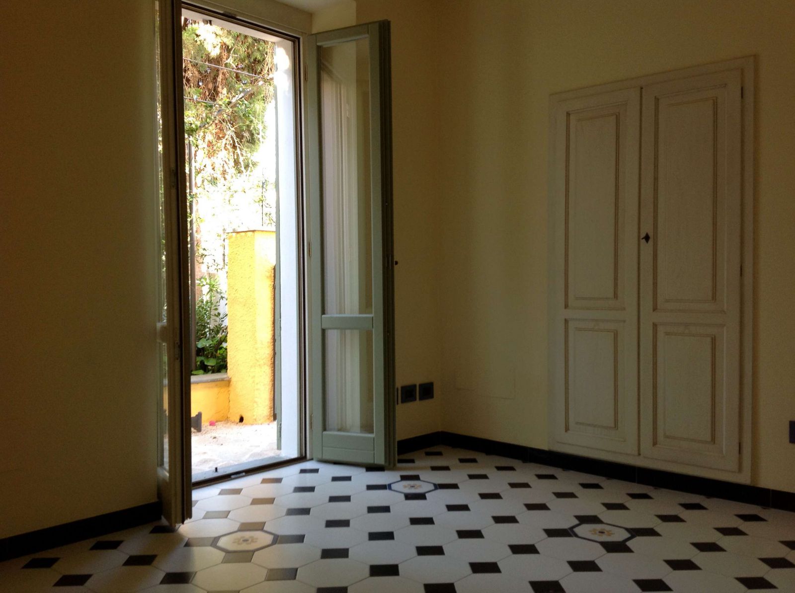 L'Eglantine: casa indipendente con giardino nel cuore del paese